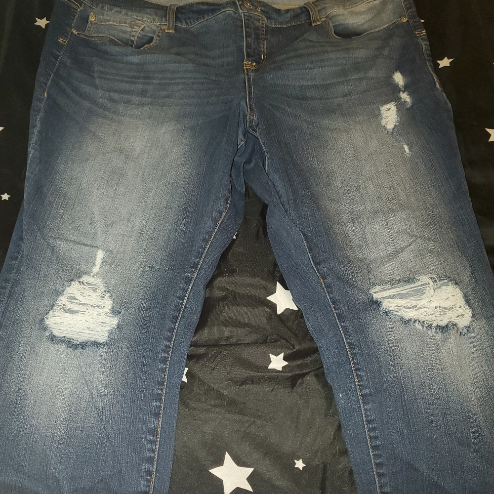 Torrid Premium Boyfriend Crop sz22